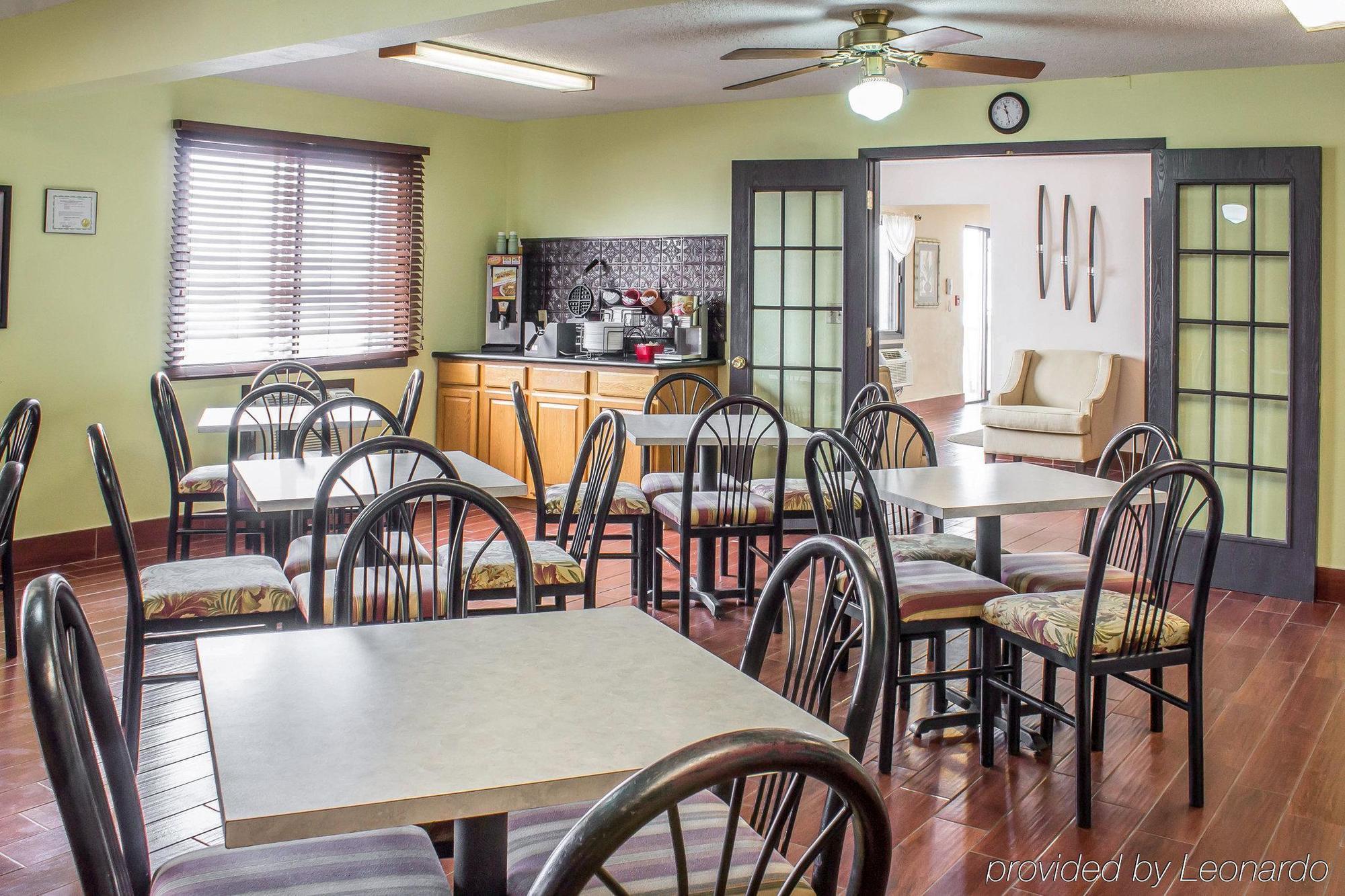 Econo Lodge Ames