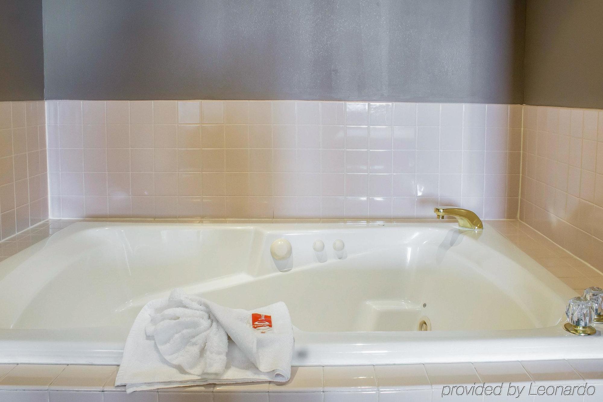 Econo Lodge Ames